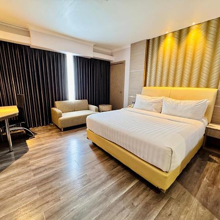 Orchardz Hotel Industri Jakarta Kemayoran Eksteriør billede