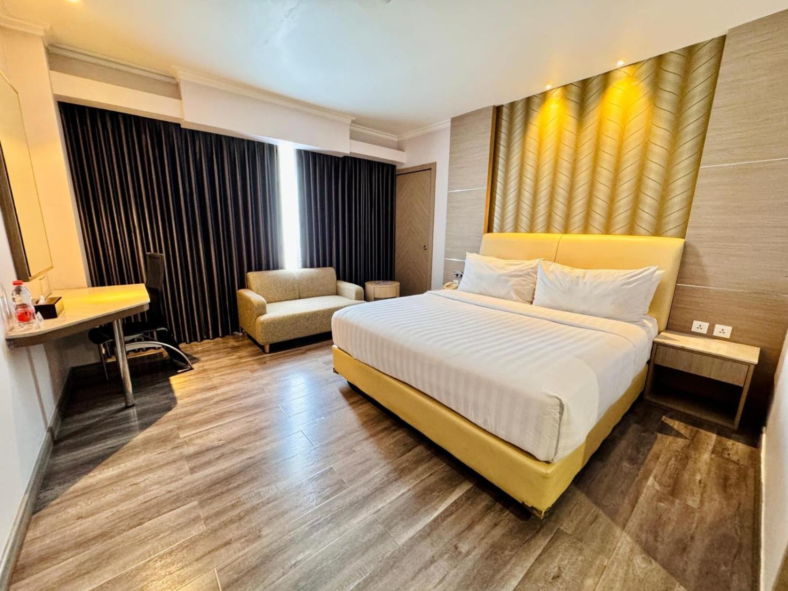 Orchardz Hotel Industri Jakarta Kemayoran Eksteriør billede
